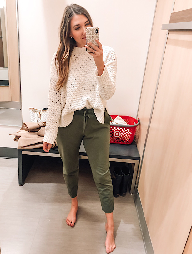 How to Wear Joggers to Work - Brooke's Budget Beauty